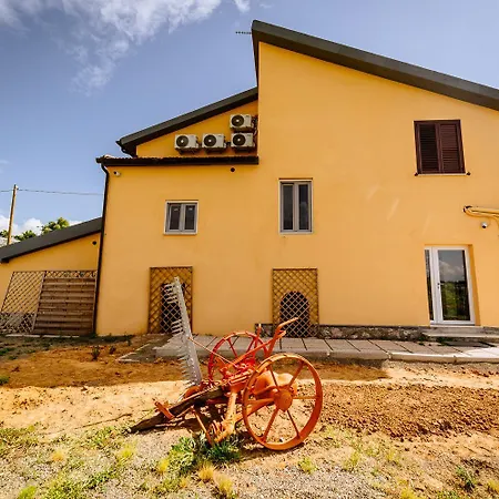 Bio Podere 109 - Wine&food Farm stay Alberese